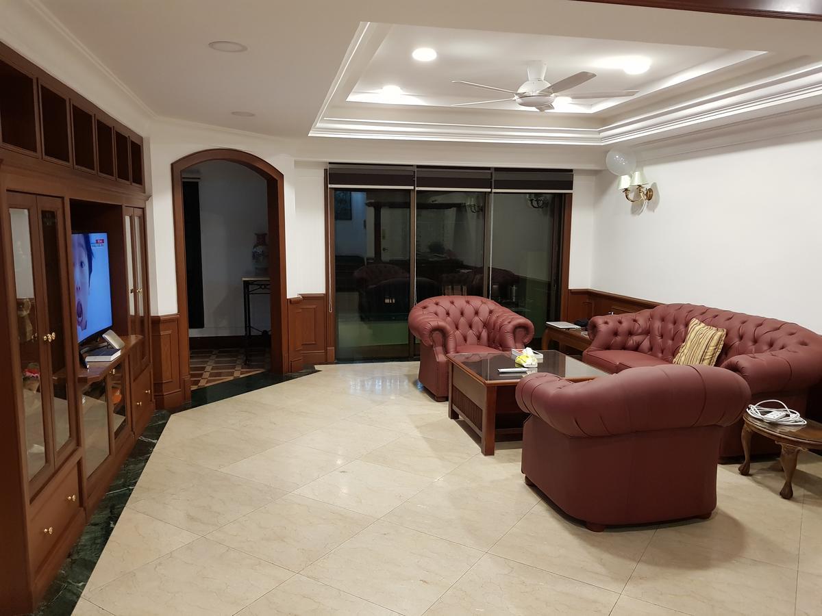 Marina Court Luxury Penthouse Aparthotel Kota Kinabalu Buitenkant foto