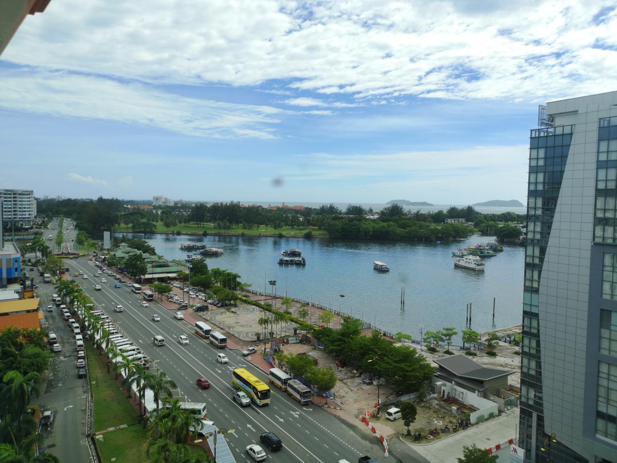 Marina Court Luxury Penthouse Aparthotel Kota Kinabalu Buitenkant foto