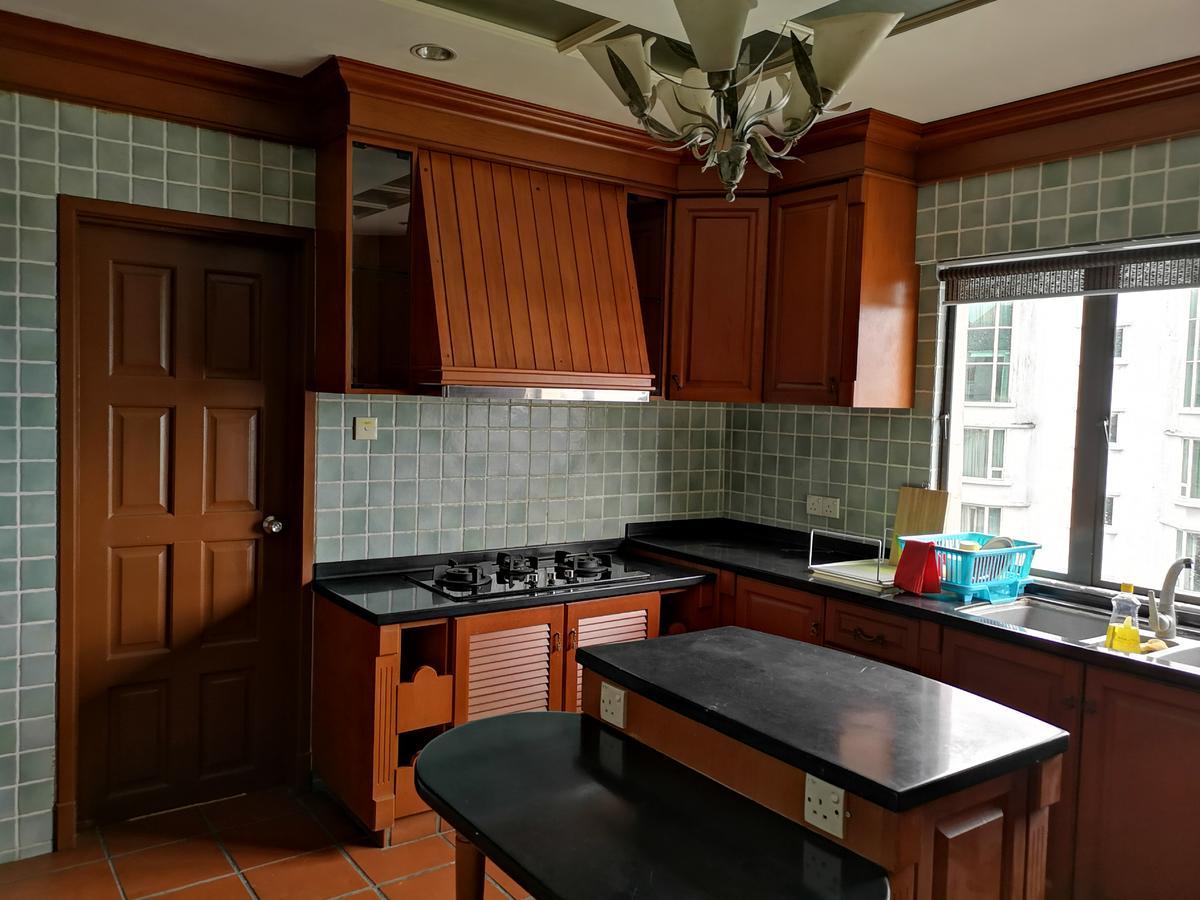 Marina Court Luxury Penthouse Aparthotel Kota Kinabalu Buitenkant foto