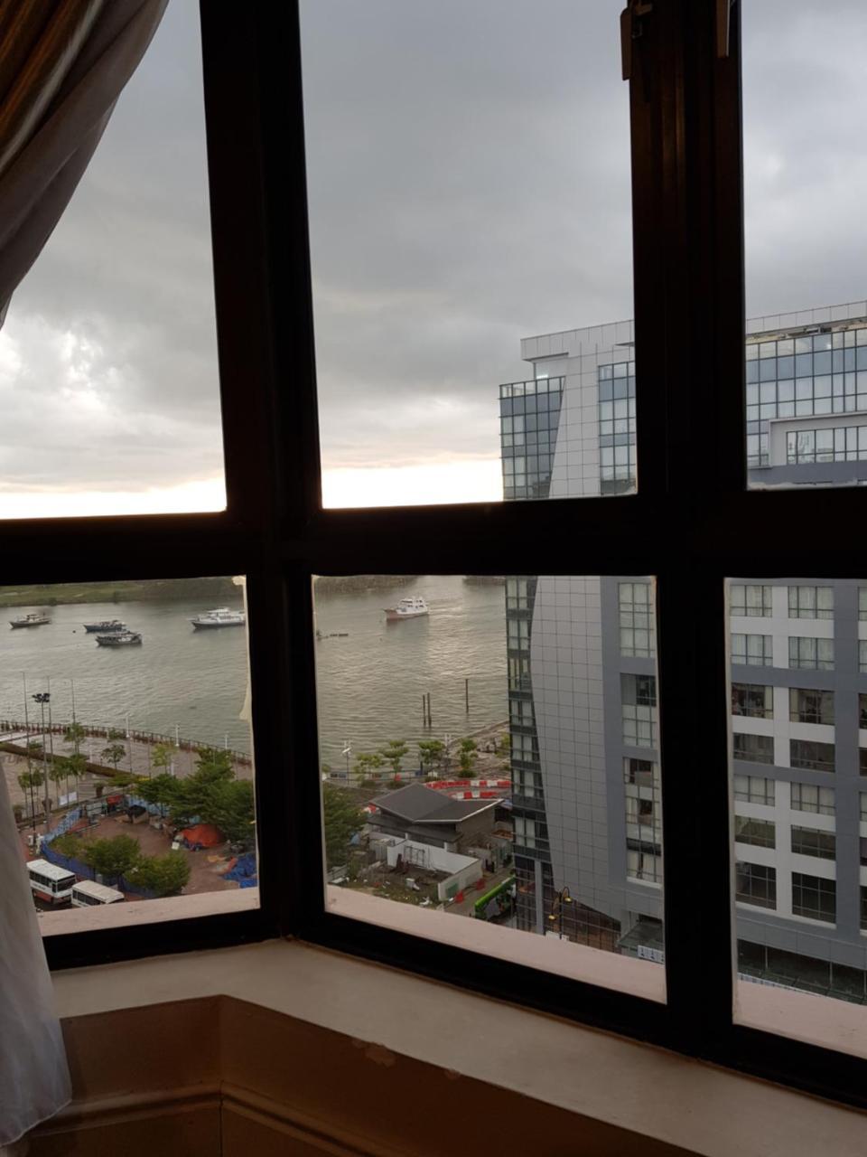Marina Court Luxury Penthouse Aparthotel Kota Kinabalu Buitenkant foto